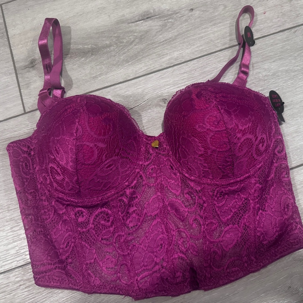 NWT BEAUTIFUL PURPLE LACE CORSET TOP